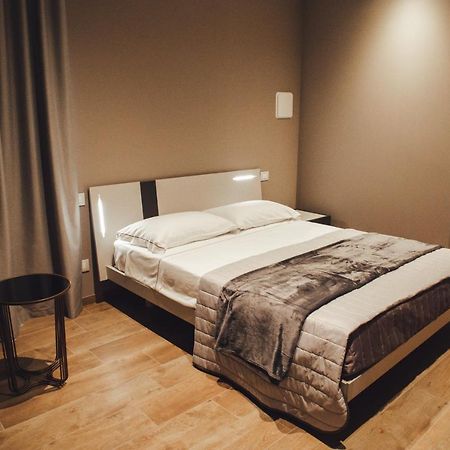 L'Infinito Residence Castelvetro Piacentino Dış mekan fotoğraf
